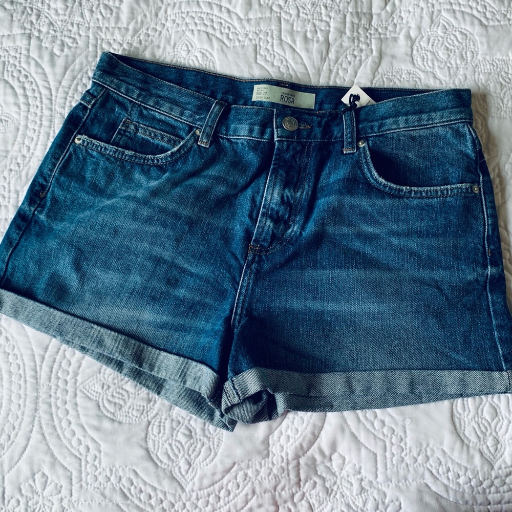 NWT Topshop Rosa Mid Wash Denim Shorts